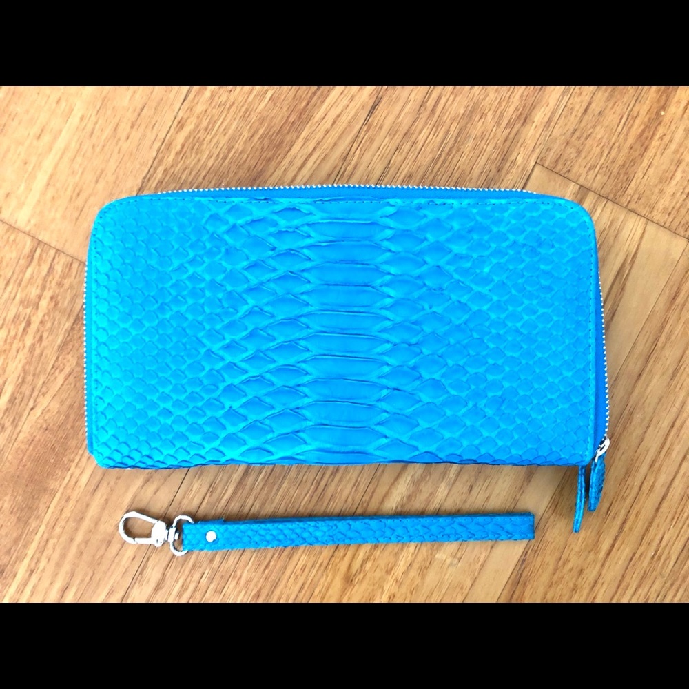 Python Double Zip Clutch Wristlet (Electric Blue)